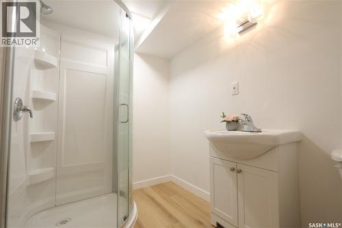 2910 Avonhurst Drive, Regina, SK - Indoor Photo Showing Bathroom