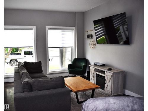 10510 153 St Nw, Edmonton, AB 