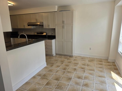794 White Clover Way, Mississauga, ON - Indoor Photo Showing Kitchen