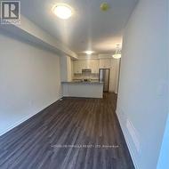 81 - 39 HONEYCRISP CRESCENT Vaughan, ON L4K 0N6