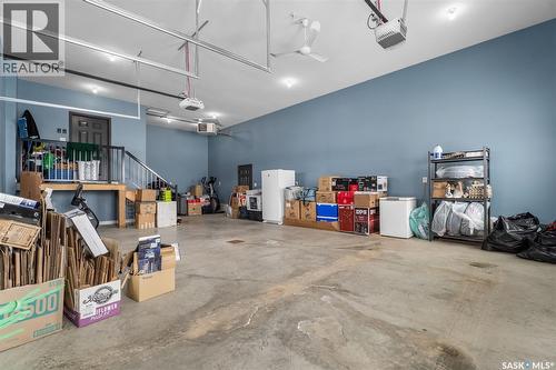 503 8Th Avenue E, Watrous, SK - Indoor Photo Showing Garage