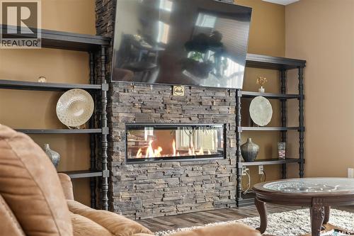503 8Th Avenue E, Watrous, SK - Indoor With Fireplace