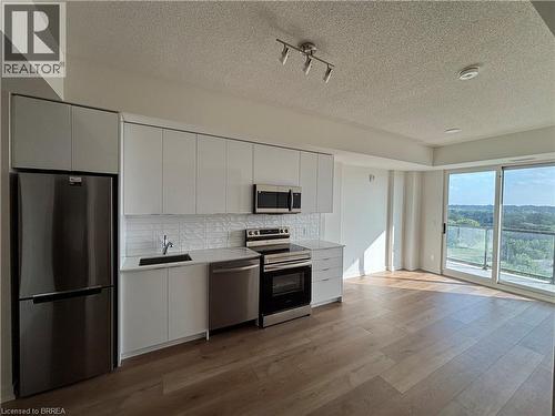 33 ERIE Avenue Unit# 1313 , Brantford, Ontario N3S 0K7 2