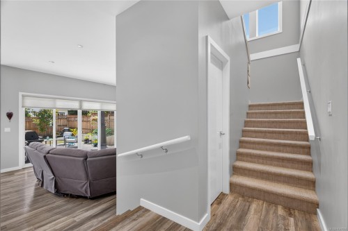 923 Randall Pl, Langford, BC 