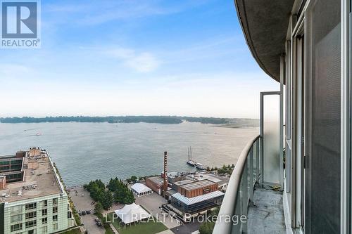 2604 - 208 QUEENS QUAY W , Toronto, Ontario M5J 2Y5 4