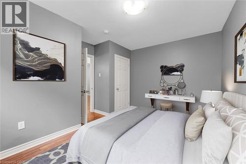 38 Tewksbury Crescent, London, ON - Indoor Photo Showing Bedroom