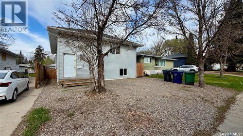 215 V Avenue N, Saskatoon, SK - Outdoor