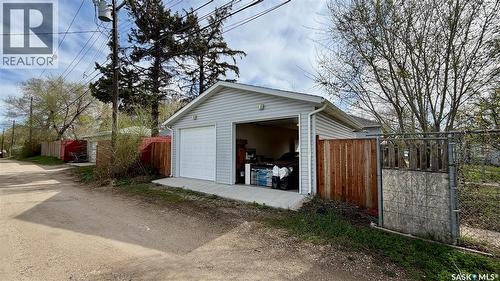 215 V Avenue N, Saskatoon, SK - Outdoor