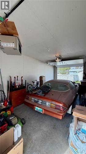 215 V Avenue N, Saskatoon, SK - Indoor