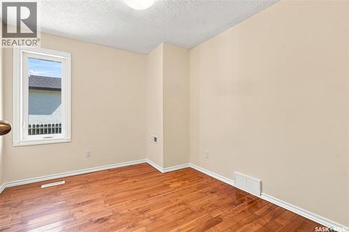 986 Rowell Crescent N, Regina, SK - Indoor Photo Showing Other Room