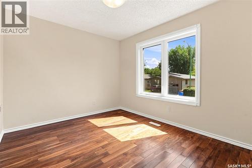 986 Rowell Crescent N, Regina, SK - Indoor Photo Showing Other Room