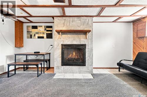 986 Rowell Crescent N, Regina, SK - Indoor With Fireplace