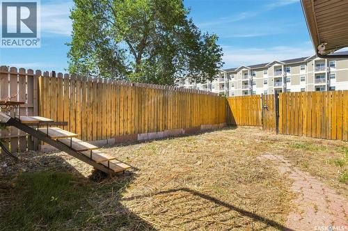 986 Rowell Crescent N, Regina, SK - Outdoor