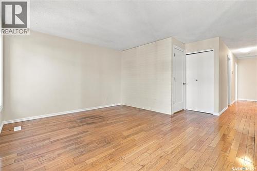 986 Rowell Crescent N, Regina, SK - Indoor Photo Showing Other Room