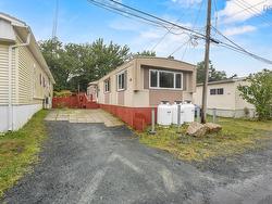 64 Bridget Avenue  Halifax, NS B3R 1H8