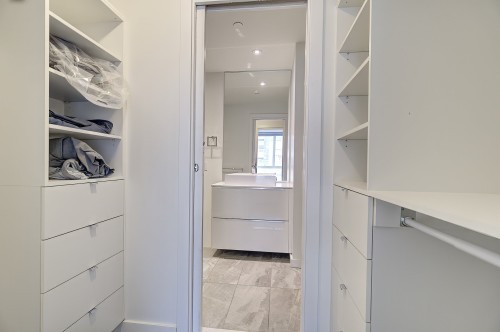 Penderie (Walk-in) - 3404-1450 Boul. René-Lévesque O., Montréal (Ville-Marie), QC - Indoor Photo Showing Other Room