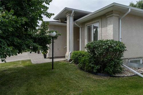 105-1000 Wilkes AVE  Winnipeg, MB R3P 2K8