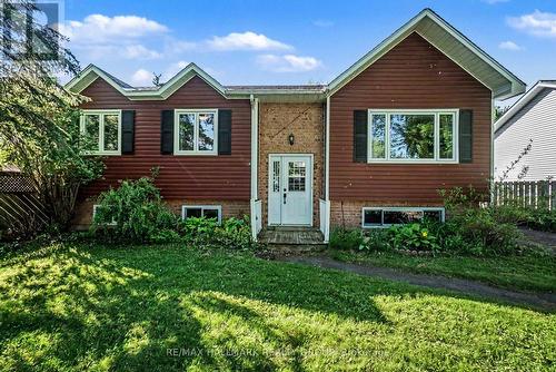 52 CASTLEBEAU STREET  Russell, ON K0A 1W0