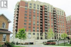 202 - 73 KING WILLIAM CRESCENT  Richmond Hill, ON L4B 0C2