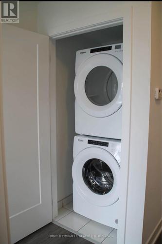 48 Alpine Symphony Path, Oshawa, ON - Indoor Photo Showing Laundry Room