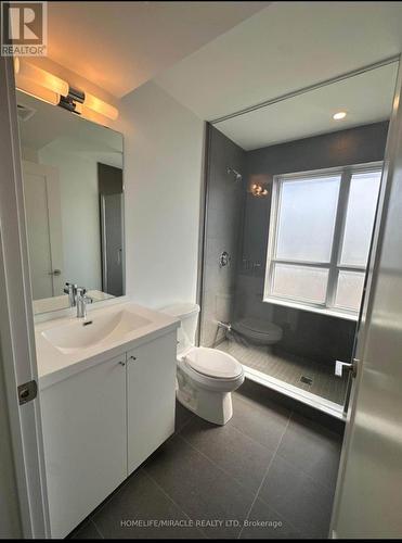 48 Alpine Symphony Path, Oshawa, ON - Indoor Photo Showing Bathroom