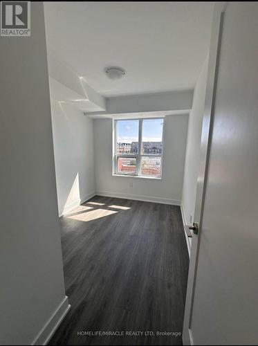 48 Alpine Symphony Path, Oshawa, ON - Indoor Photo Showing Other Room