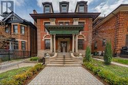 195 JAMES STREET S  Hamilton, ON L8P 3A8