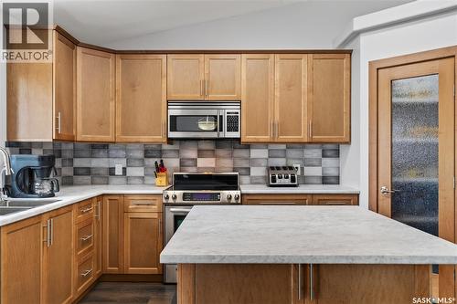1329 Heidgerken Crescent, Humboldt, SK - Indoor Photo Showing Kitchen With Double Sink