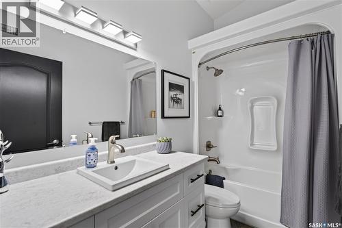 1329 Heidgerken Crescent, Humboldt, SK - Indoor Photo Showing Bathroom