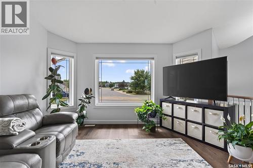 1329 Heidgerken Crescent, Humboldt, SK - Indoor Photo Showing Living Room