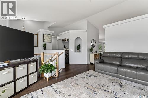 1329 Heidgerken Crescent, Humboldt, SK - Indoor Photo Showing Living Room