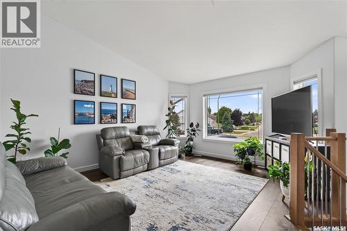 1329 Heidgerken Crescent, Humboldt, SK - Indoor Photo Showing Living Room