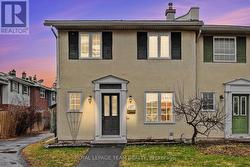 187 MONTEREY DRIVE  Ottawa, ON K2H 7A9