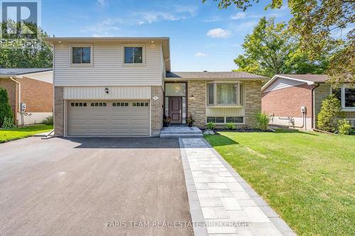 42 BRIAR ROAD  Barrie, ON L4N 3M4