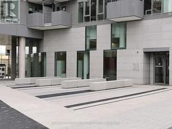 1215 - 38 MONTE KWINTER COURT  Toronto, ON M3H 0E2