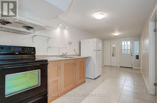 LOWER - 22 HARTLEYWOOD DRIVE , Toronto, Ontario M1S 3N2 5