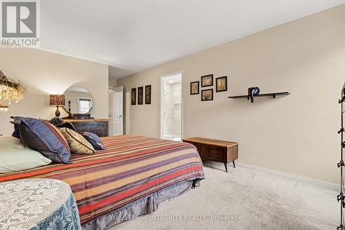 16 Streamwood Lane, Ottawa, ON - Indoor Photo Showing Bedroom