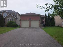 99 ESTHER DRIVE  Barrie, ON L4N 0V8