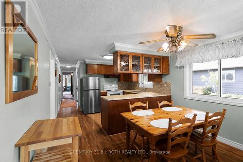 19 Maple Crescent, Oro-Medonte, ON - Indoor Photo Showing Dining Room
