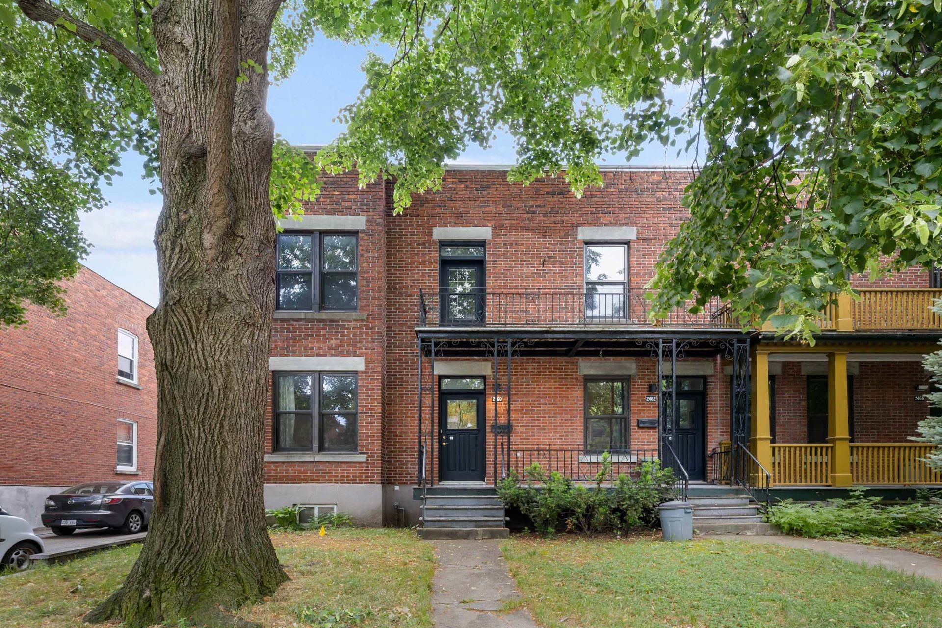 2460 Av Mariette — photo 1