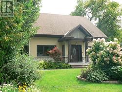 1271 FIELD STREET  Ottawa, ON K2C 2P9