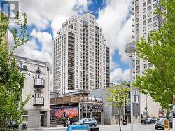 809 - 330 RIDOUT STREET N  London East (East K), ON N6A 0A7