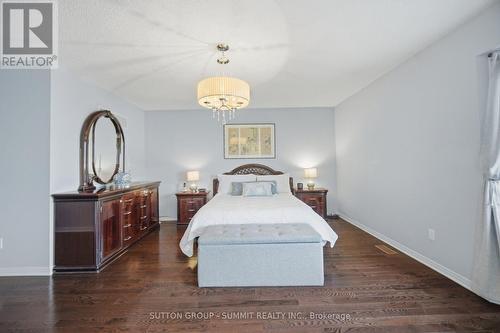 5540 Prosper Court, Mississauga, ON - Indoor Photo Showing Bedroom