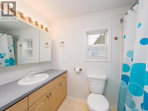 413-989 Range Road, Whitehorse, YT - Indoor Photo Showing Bathroom