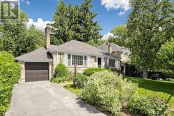 50 PLYMBRIDGE ROAD  Toronto, ON M2P 1A3