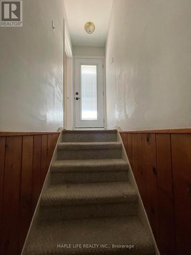 886BSMT SRIGLEY STREET , Newmarket, Ontario L3Y 1X7 2