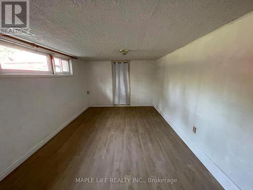 886BSMT SRIGLEY STREET , Newmarket, Ontario L3Y 1X7 5