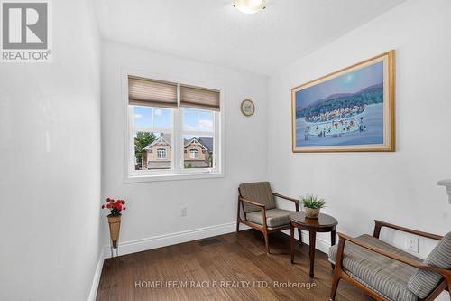 452 Tyrone Crescent, Milton, ON - Indoor Photo Showing Other Room