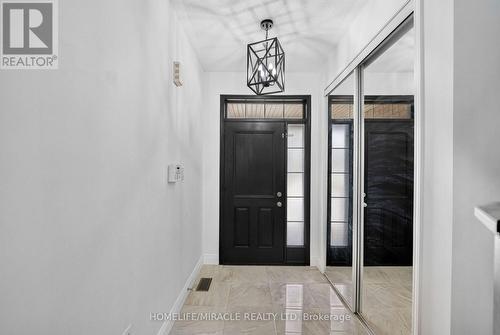 452 Tyrone Crescent, Milton, ON -  Photo Showing Other Room