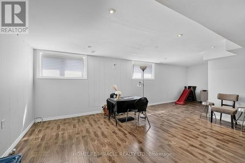 452 Tyrone Crescent, Milton, ON - Indoor